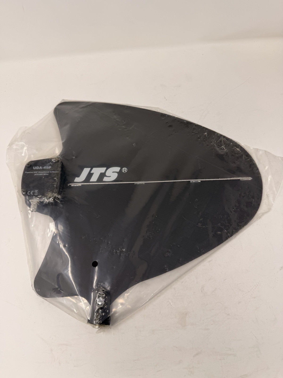 JTS UDA-49P Passive UHF Directional Antenna (470–960 MHz).