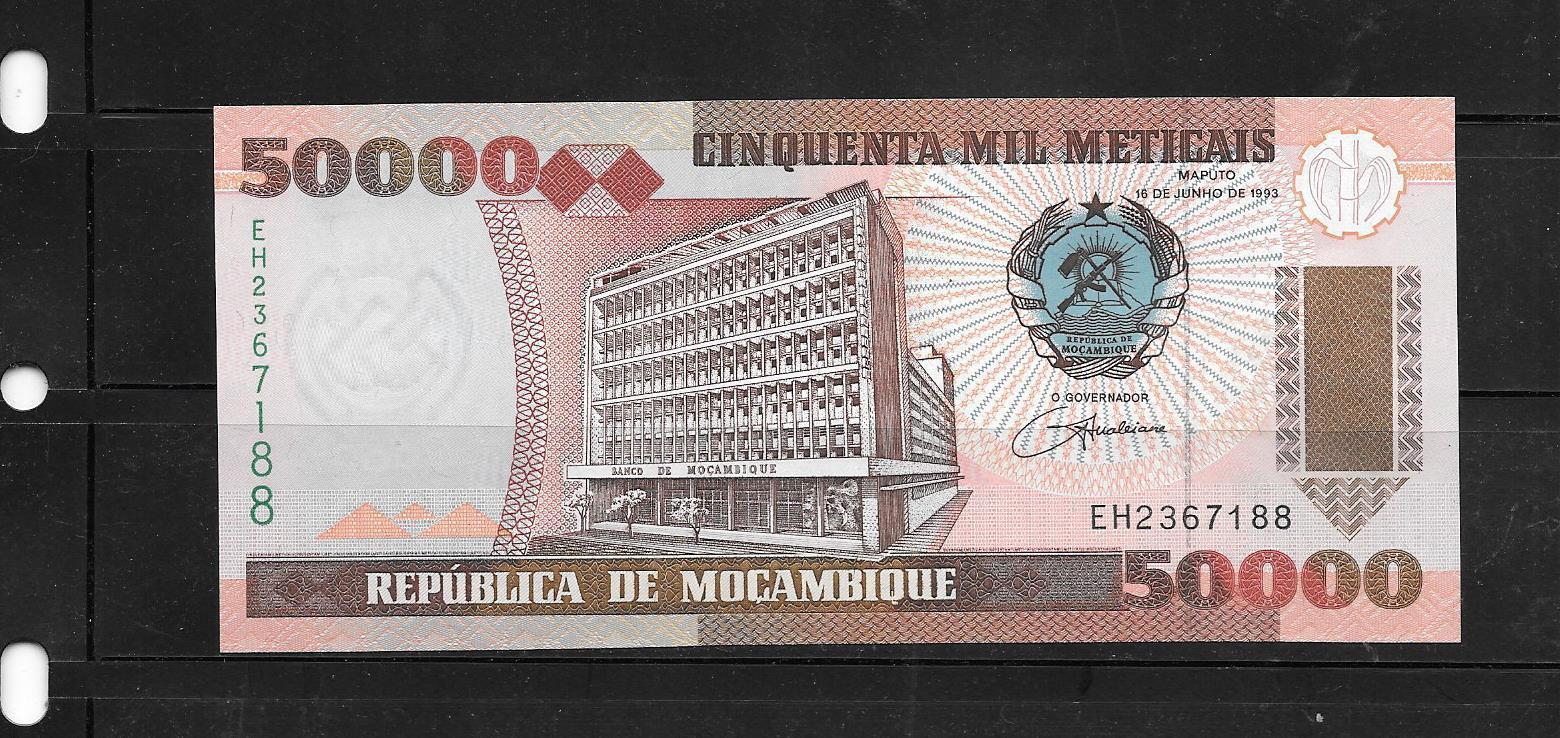 MOZAMBIQUE #138 1993 MINT CRISP 50000 METICAIS BANKNOTE PAPER MONEY BILL NOTE