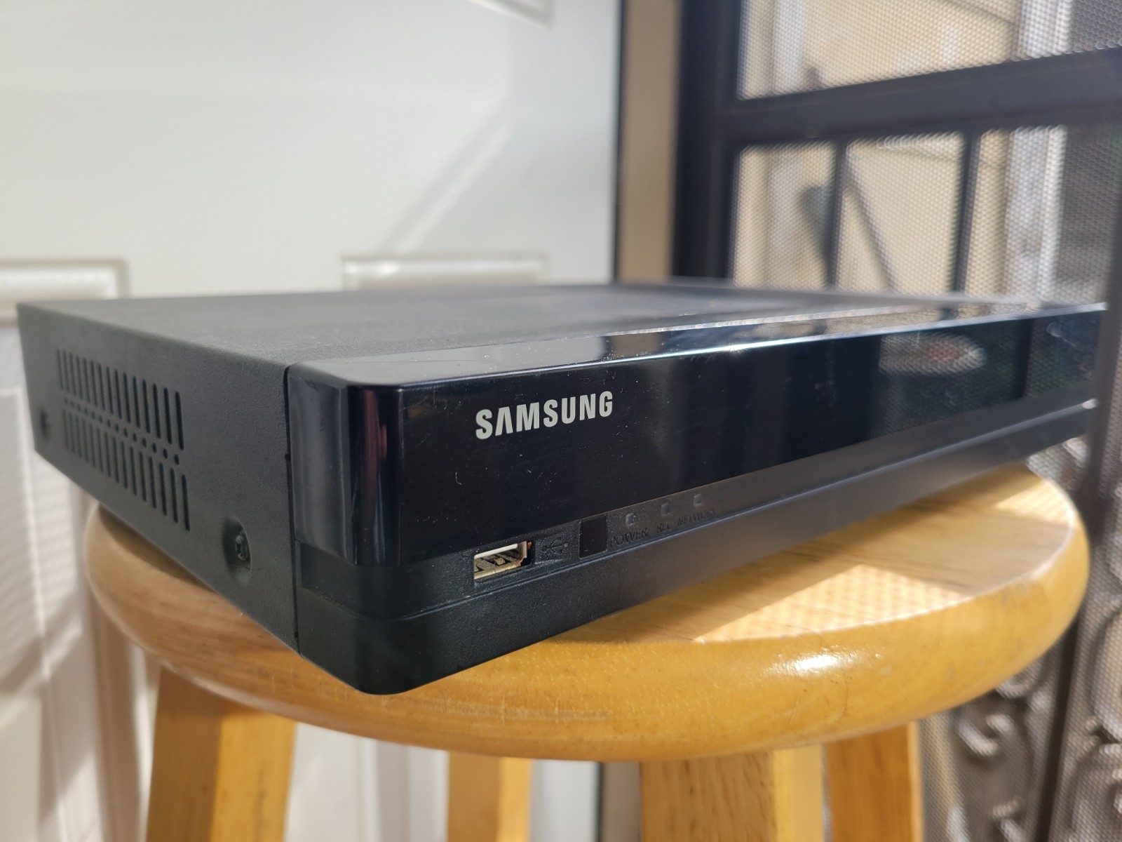 Samsung SDR-3102N Digital Video Recorder (No Power Cord or Accessories)