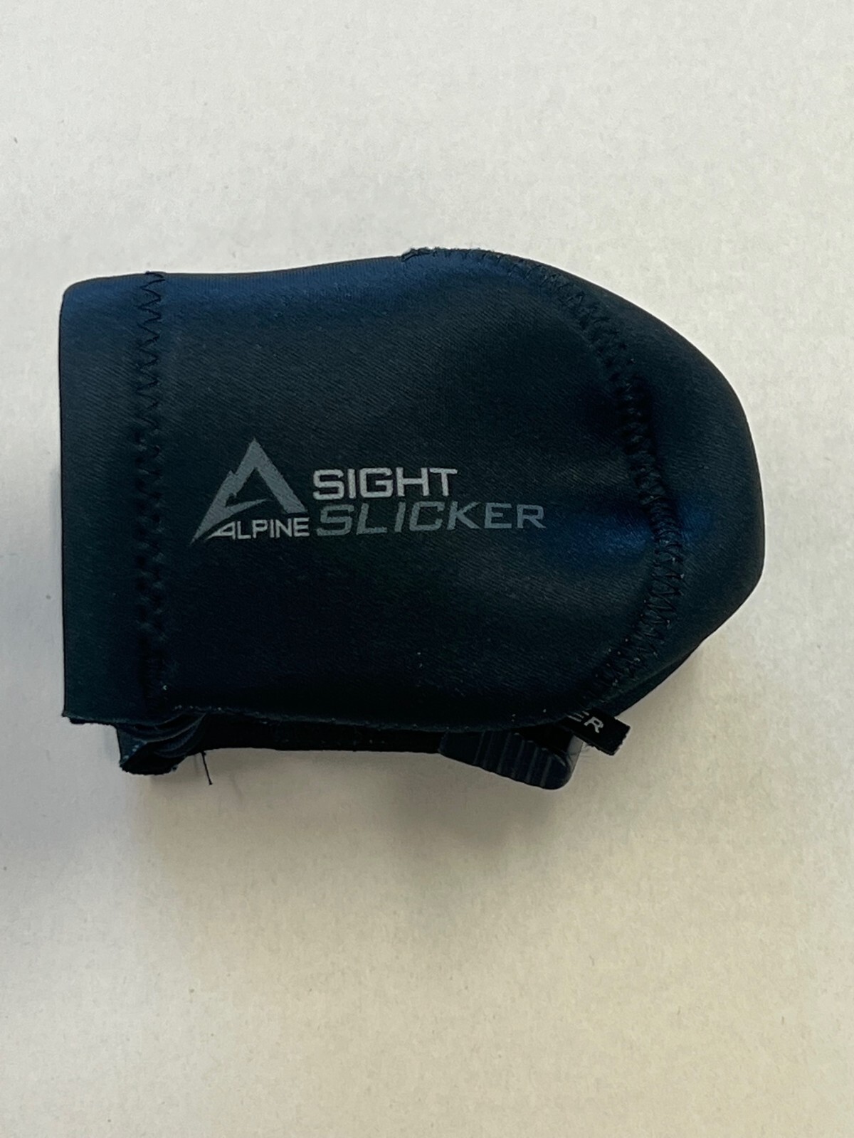 Alpine Innovations Sight Slicker Archery Bow Sight Cover Black 1.5"-2" Depth