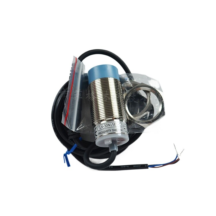 1PC TLX-30N15E1-C TLX-30N15E1 Proximity sensor