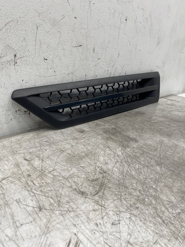 2021 Freightliner Cascadia 126 Hood Side Vent A1721186002 (761-10311)