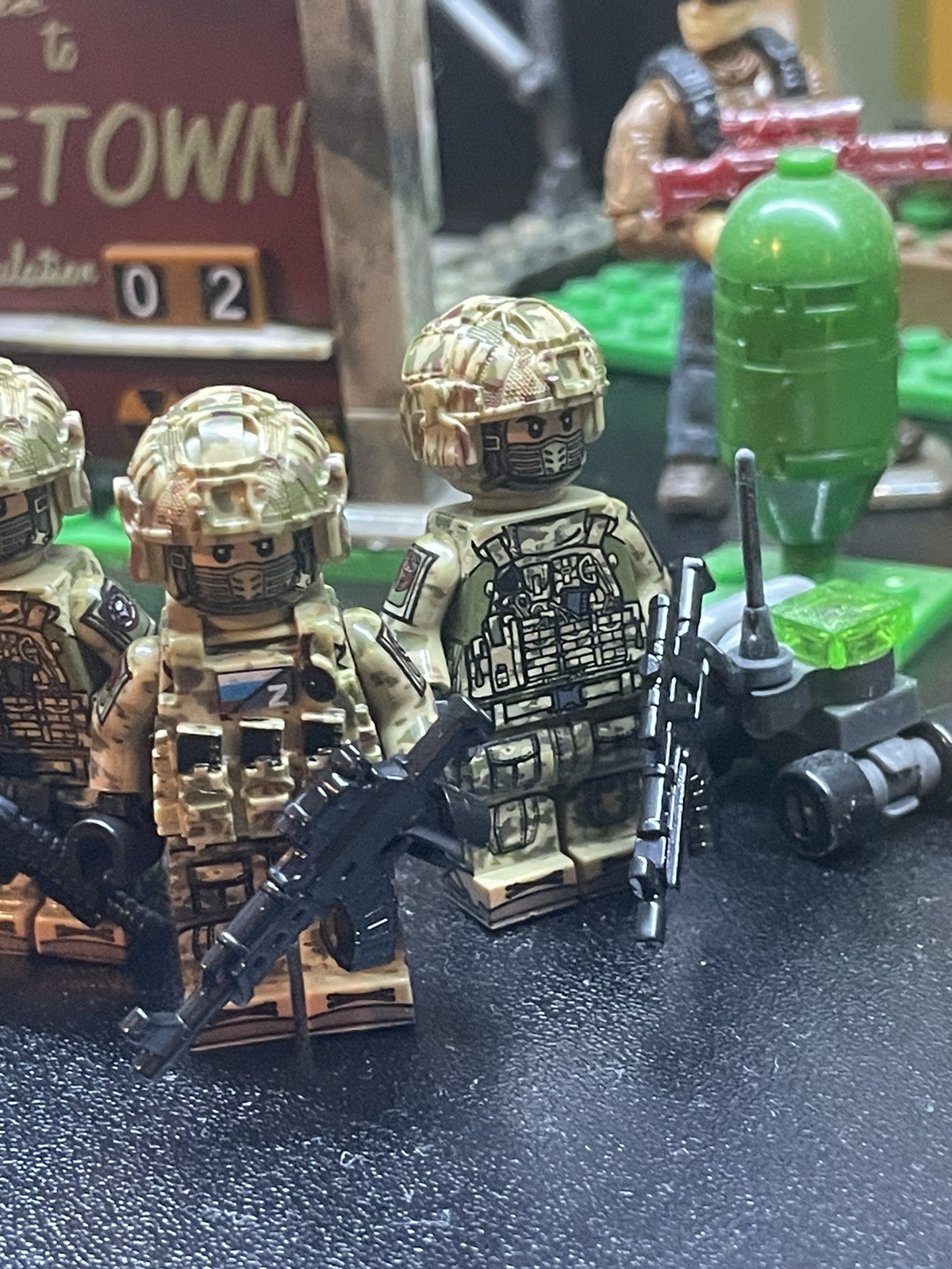 Wagner PMC Squad (Russo-Ukraine War) Minifigures