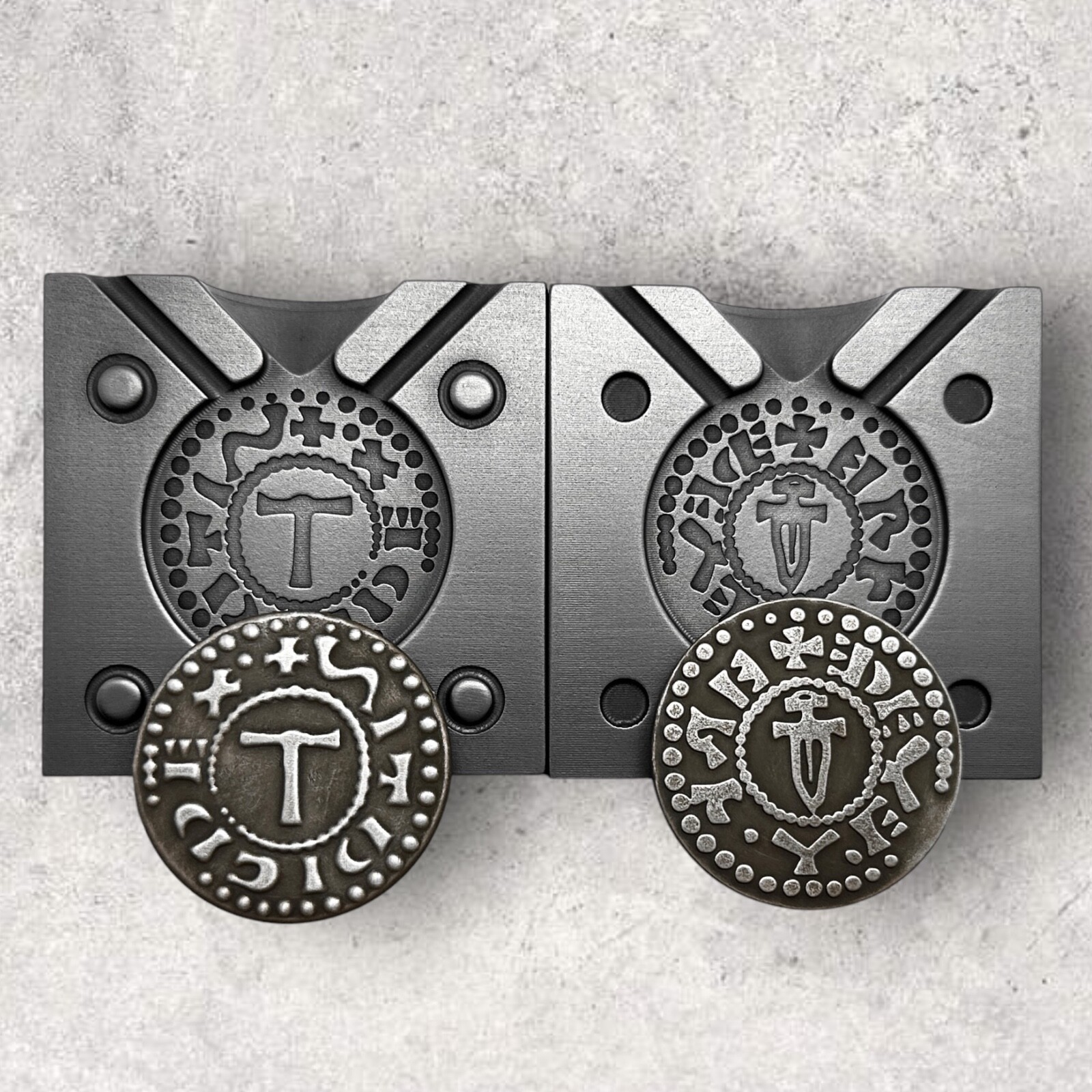 VIKING HAMMER PENNY - (2 Sided) Graphite Coin Mold
