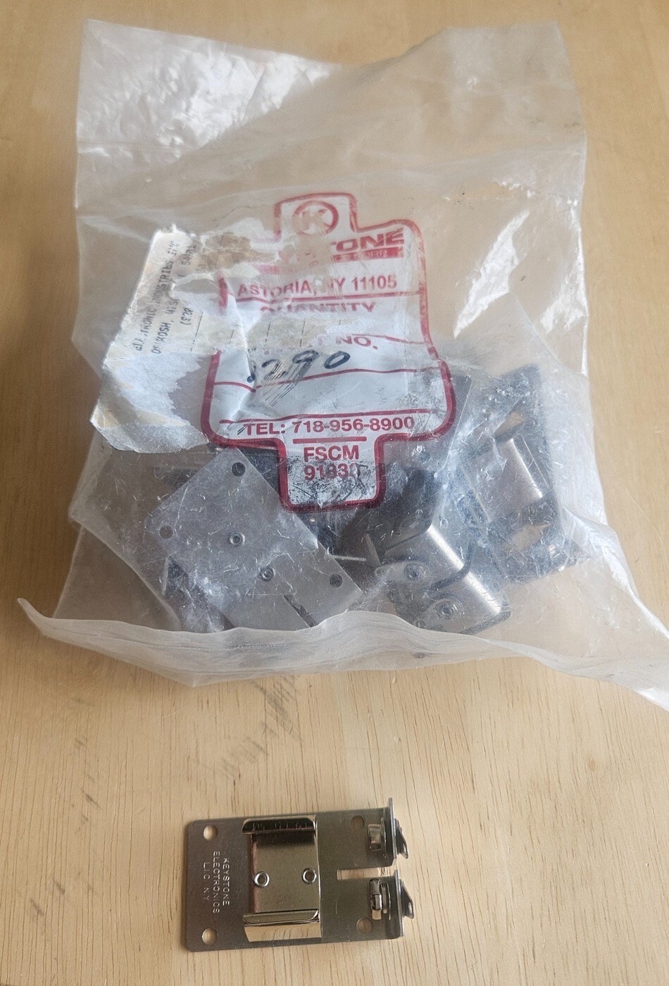 Keystone model 1920 Aluminum 9 Volt Battery Holders