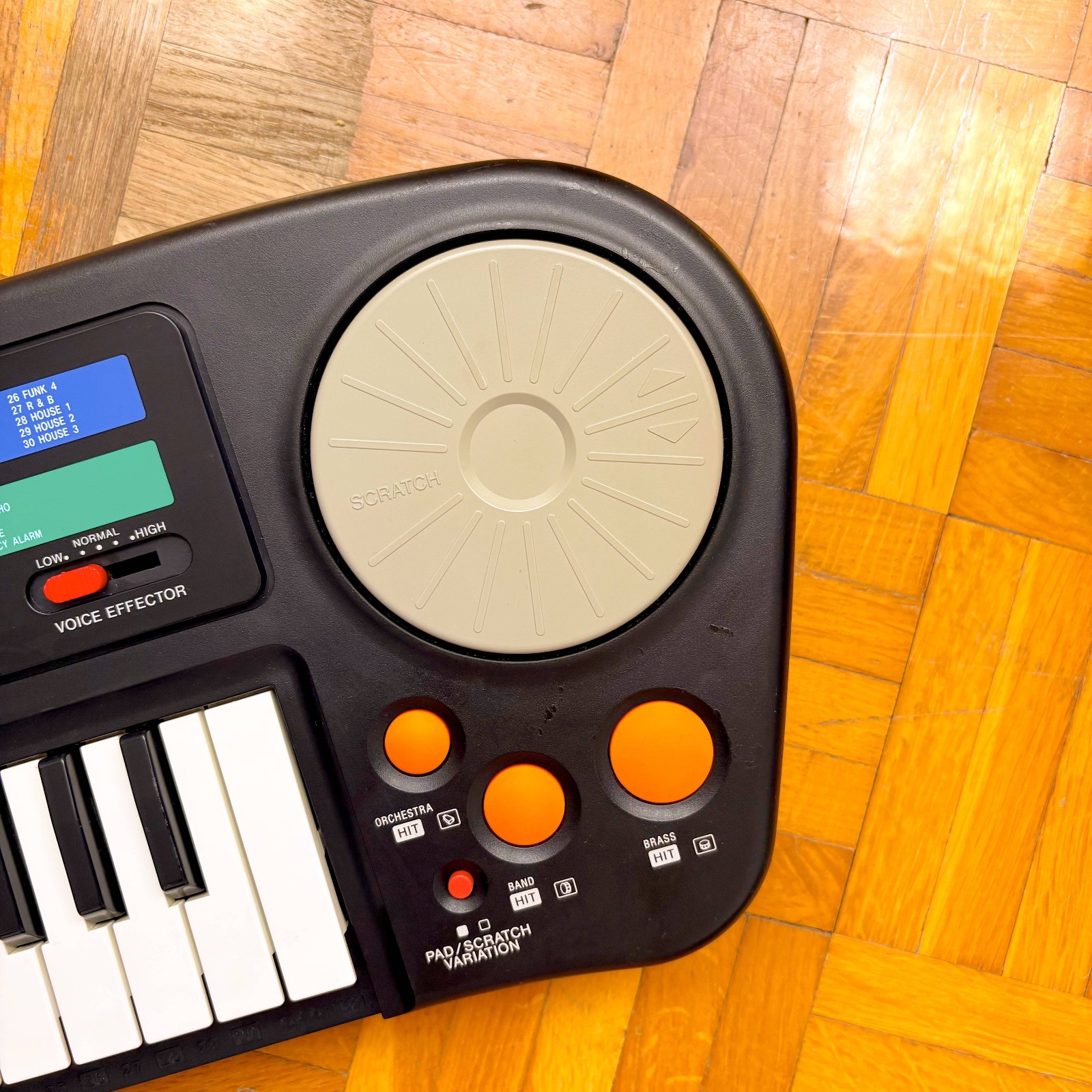 Casio Rapman (Japan,1990) Toy Synth Vocoder and Voice Effector! With microphone!