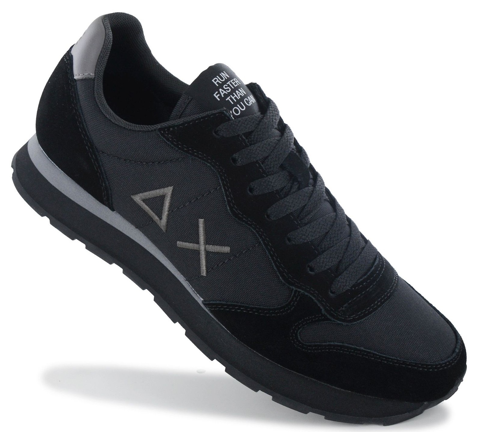 SUN68 Tom Solid Men Solid Sneakers Black Low Top Lace-Up Z46101-1147