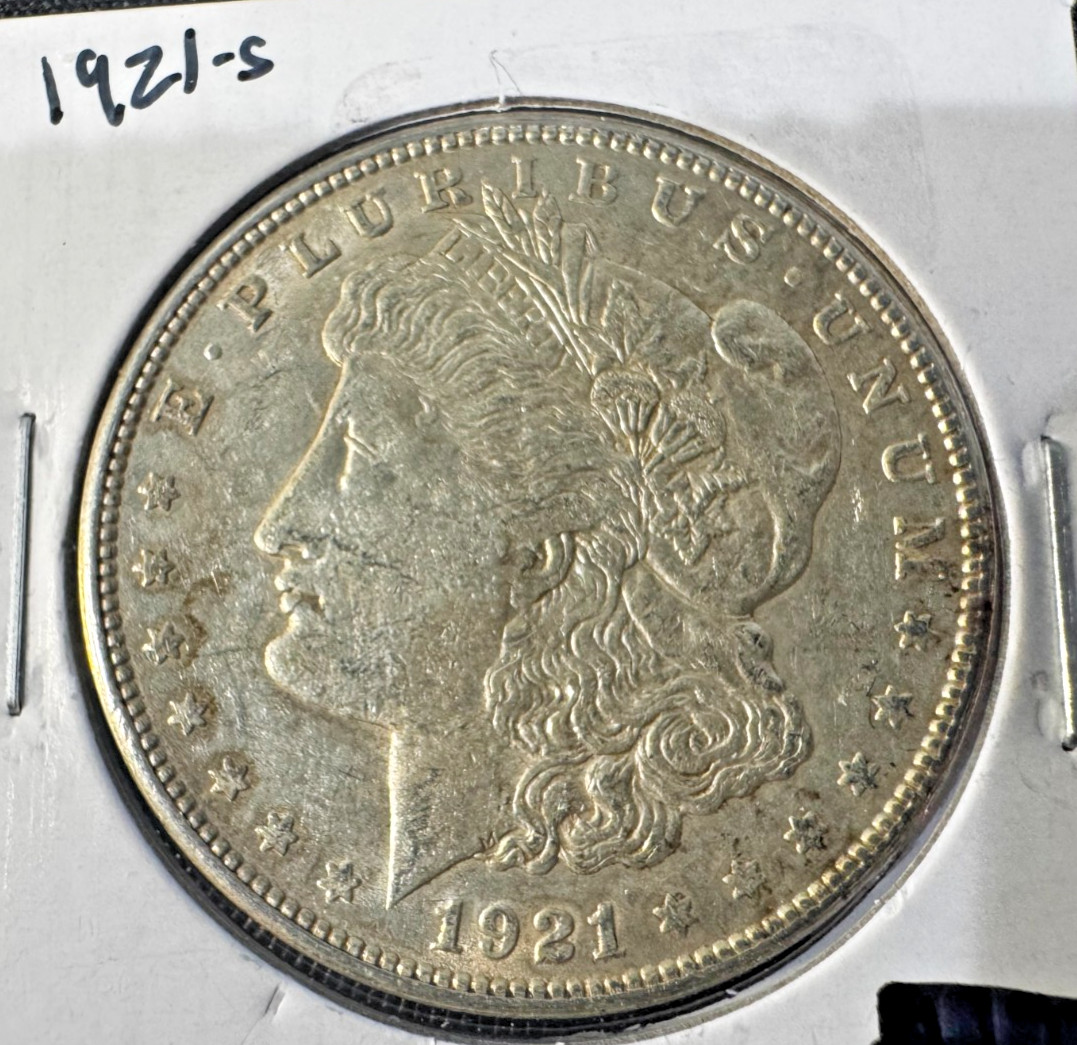 1921 s (San Francisco Mint) Morgan Silver Dollar in fine Condition! 90% Silver!