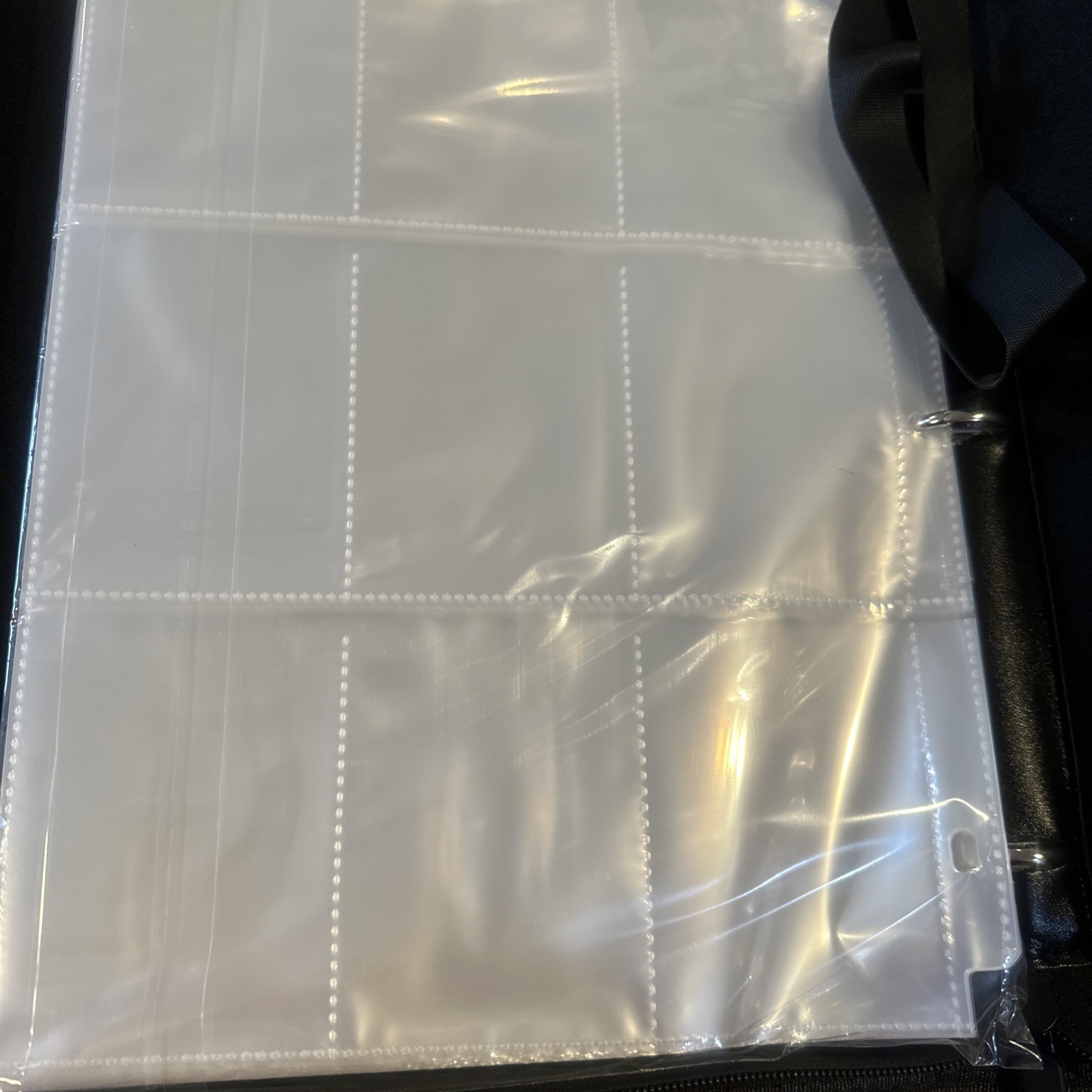 Pokémon Binder Trading Card Sleeves 900 Pockets