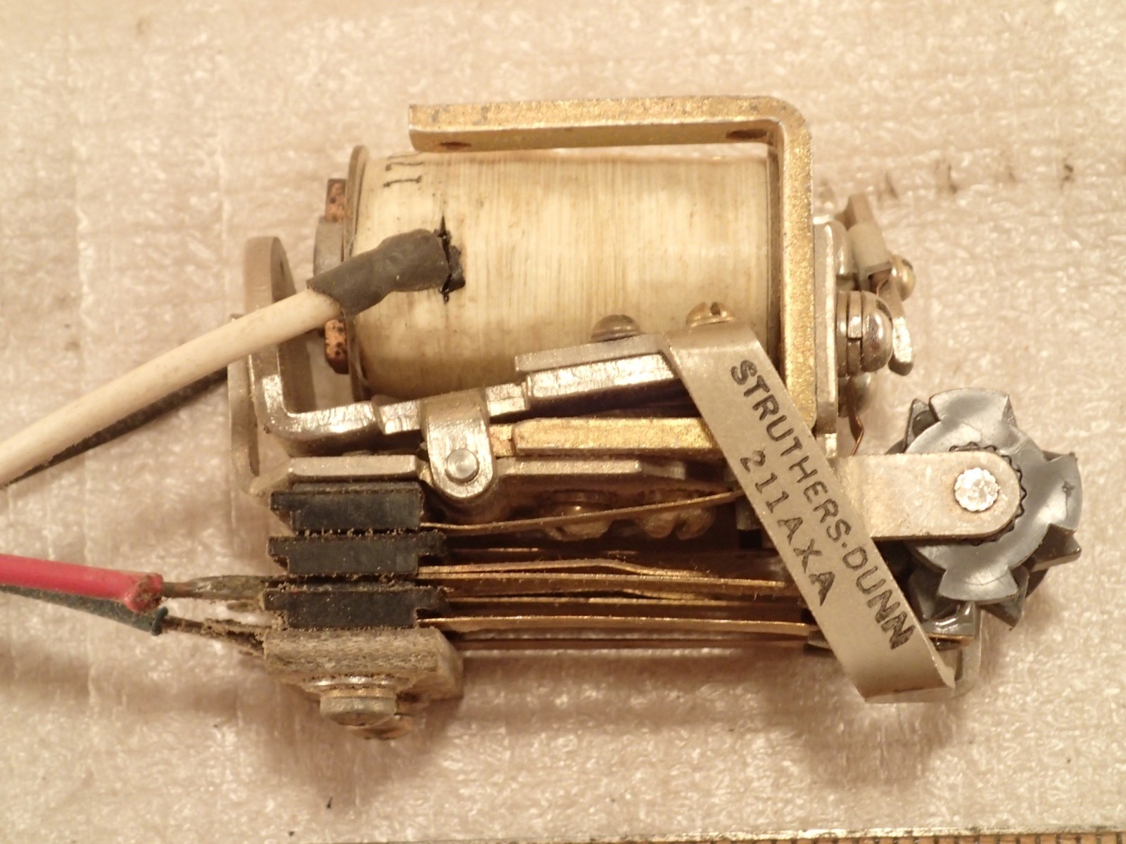 Vintage Struthers-Dunn Electromechanical Relay Switch 211AXA, 120Volt, Untested