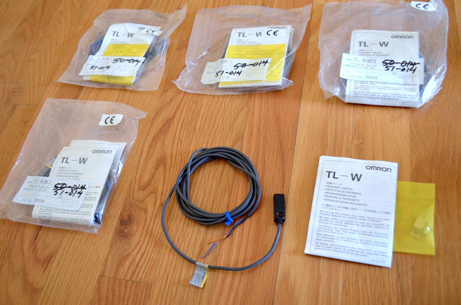 New Omron TL-W3MC1 NPN Proximity Sensors 12to24vdc N/O Normally Open 2M Cable x1