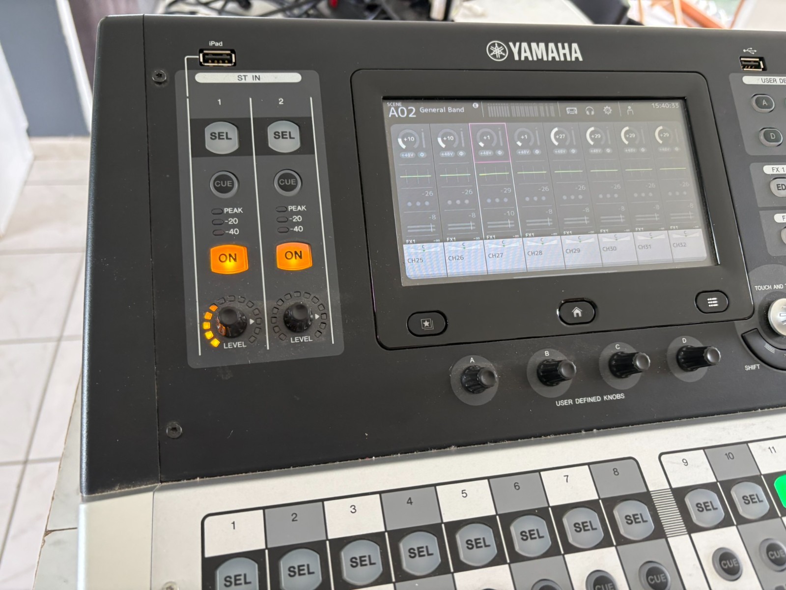 Yamaha TF1 Mixer