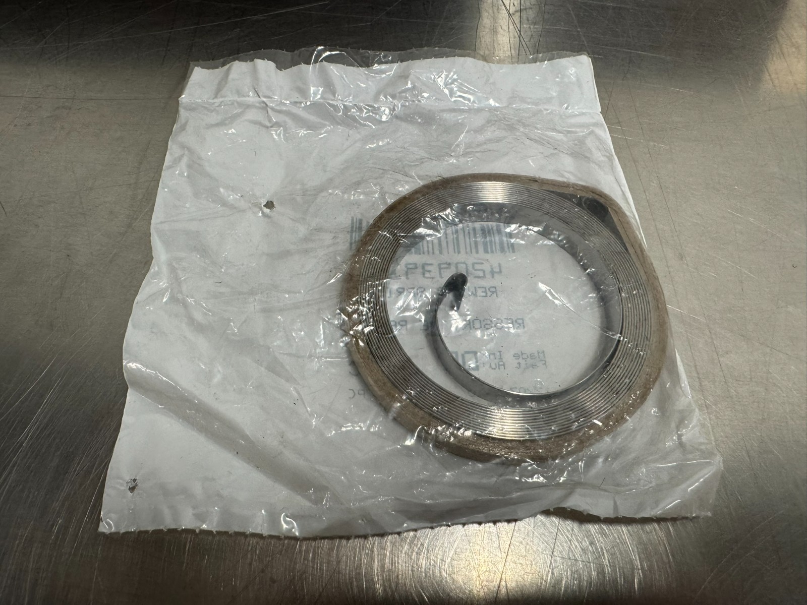 Genuine BRP Starter Rewind Spring p/n 420939115 ski-doo OEM ski doo NOS (4) avai