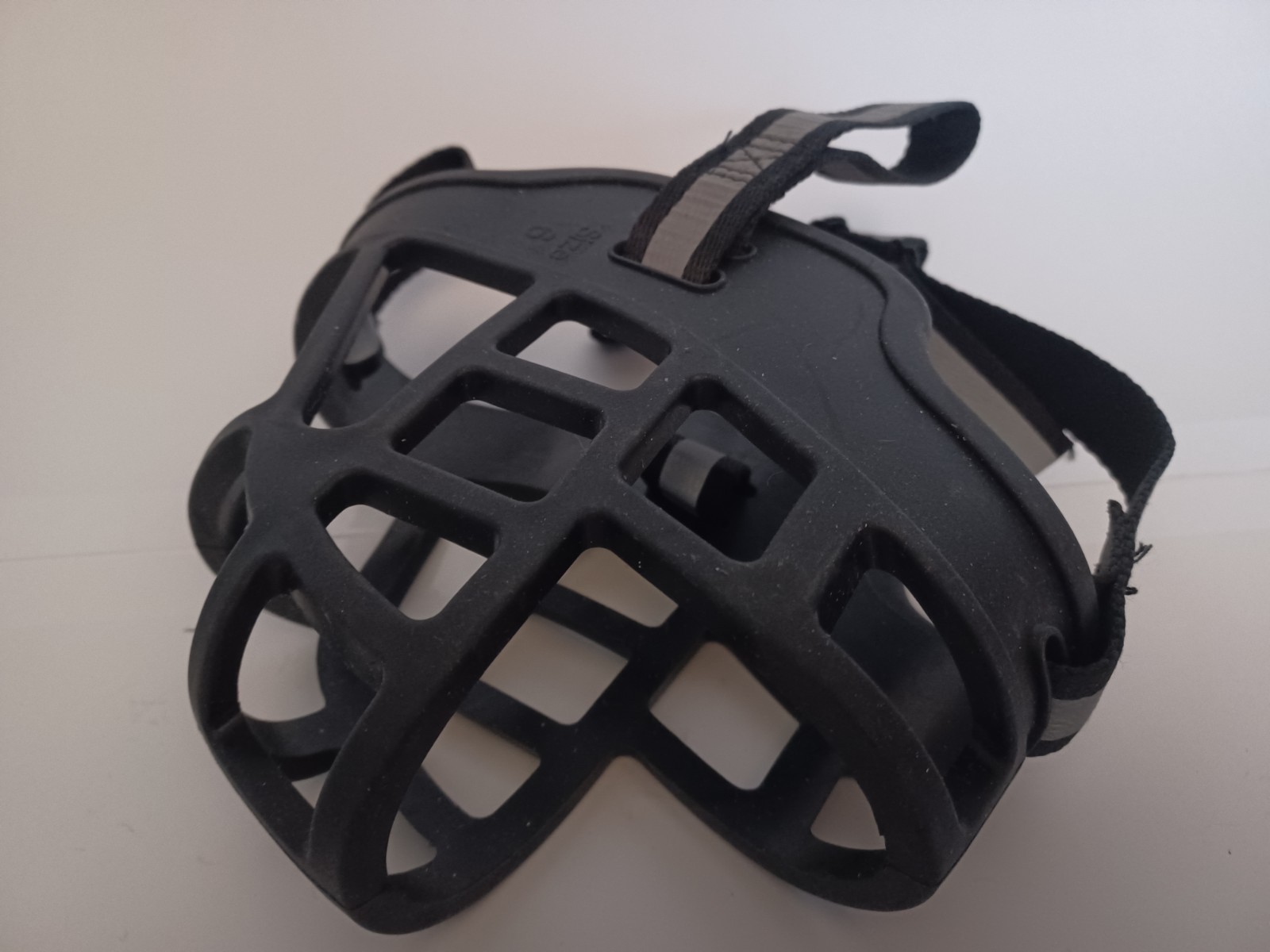 Dog Muzzle, Breathable Basket Muzzles for Small, Medium, Large Dogs, Size 6