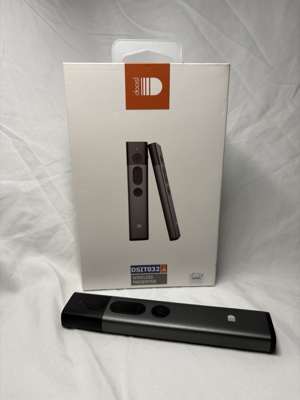 Doosl DSIT032 2.4GHz Wireless Presenter PowerPoint Open Box