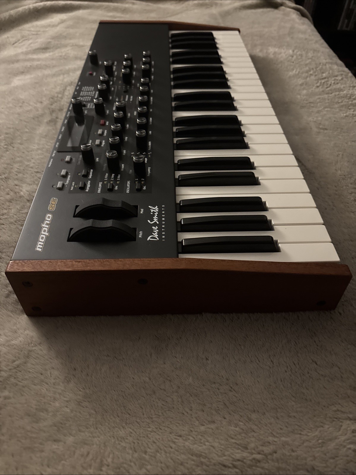 DSI Mopho SE 44 Key Mono-synth. Excellent Condition.