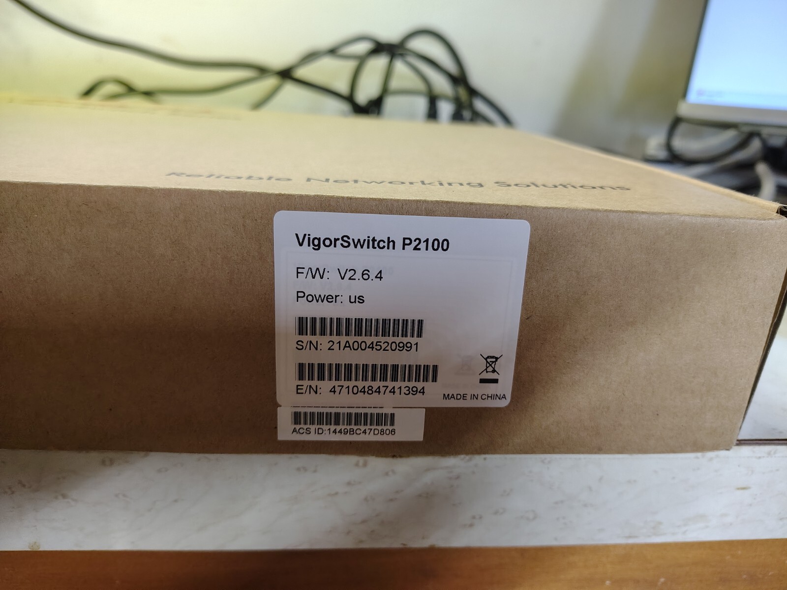 VigorSwitch P2100 10-Port Layer 2+ Managed PoE Switch