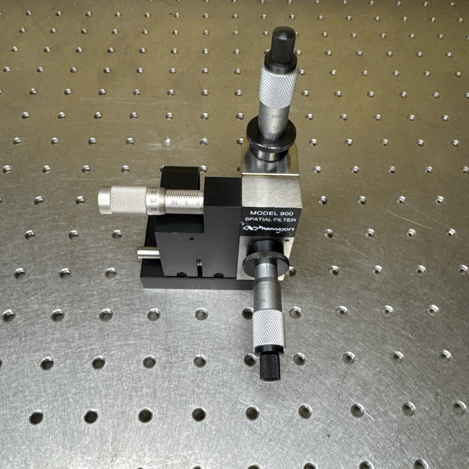 Newport Spatial Filter, Three-Axis MODEL: 900