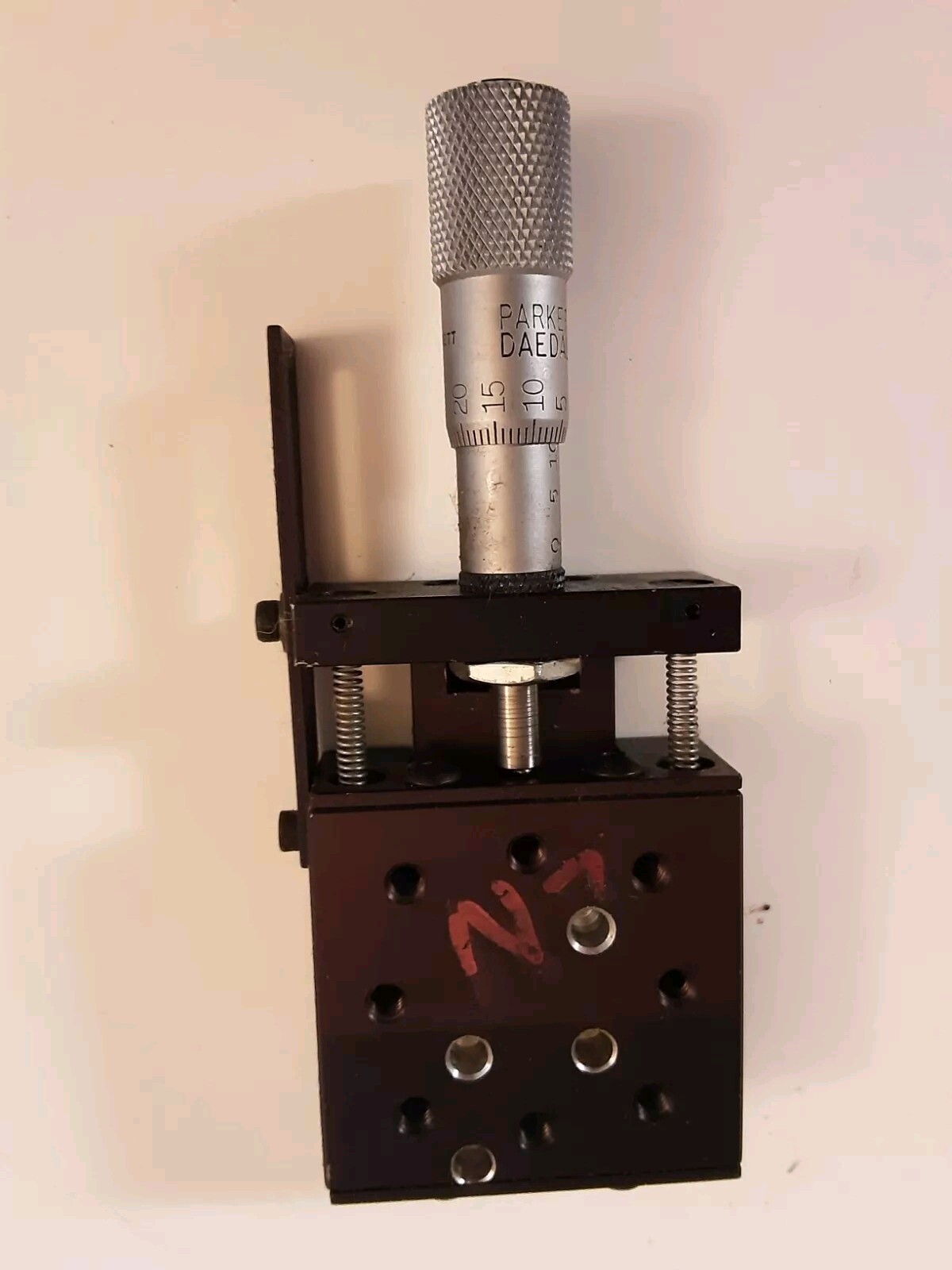 Parker Positioning Systems Daedal Division Positioner M4002M