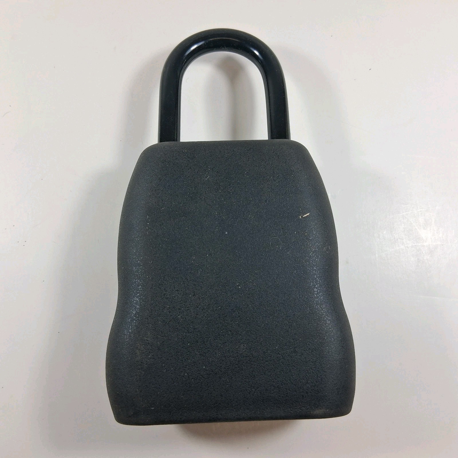 Master Lock Key Box 5400D, Key Safe W/ Combination Lock Used Excellent Condition