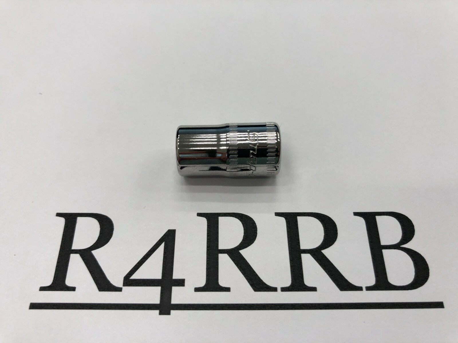 Snap-on Tools USA NEW 1/4" Drive 8mm METRIC 6pt Shallow Chrome Socket TMM8