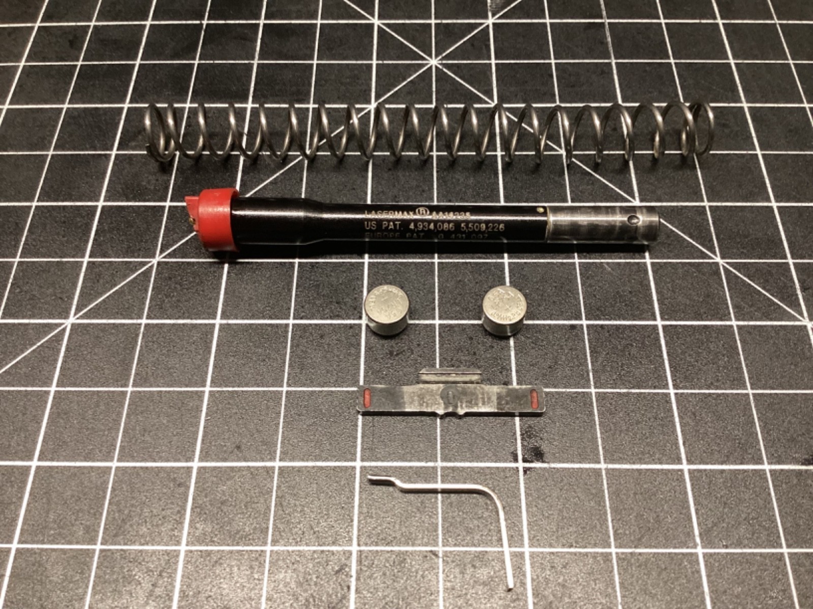 LASERMAX RED GUIDE ROD PULSE LASER FOR GLOCK 17, 22, 31 GEN 1-3