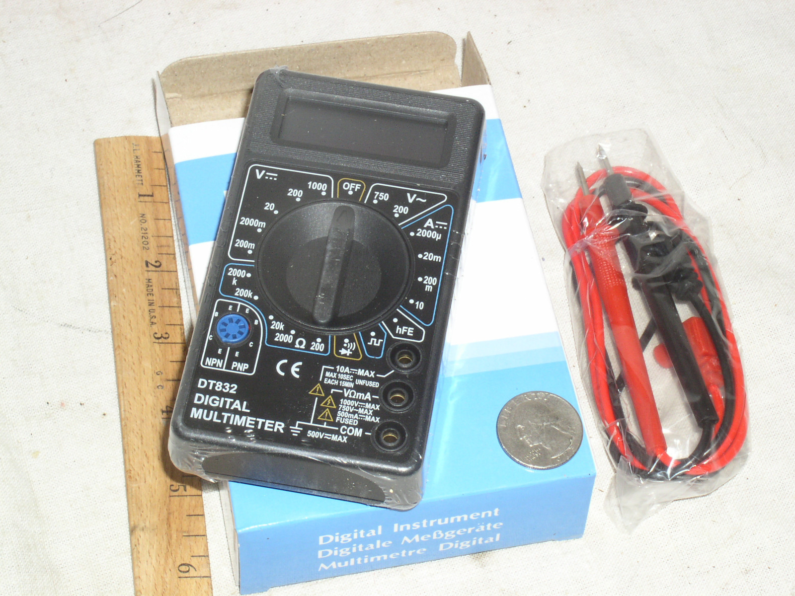 DIGITAL ECONOMY LOW COST HANDHELD LCD DVM VOM MULTIMETER VOLT AMP AMMETER METER