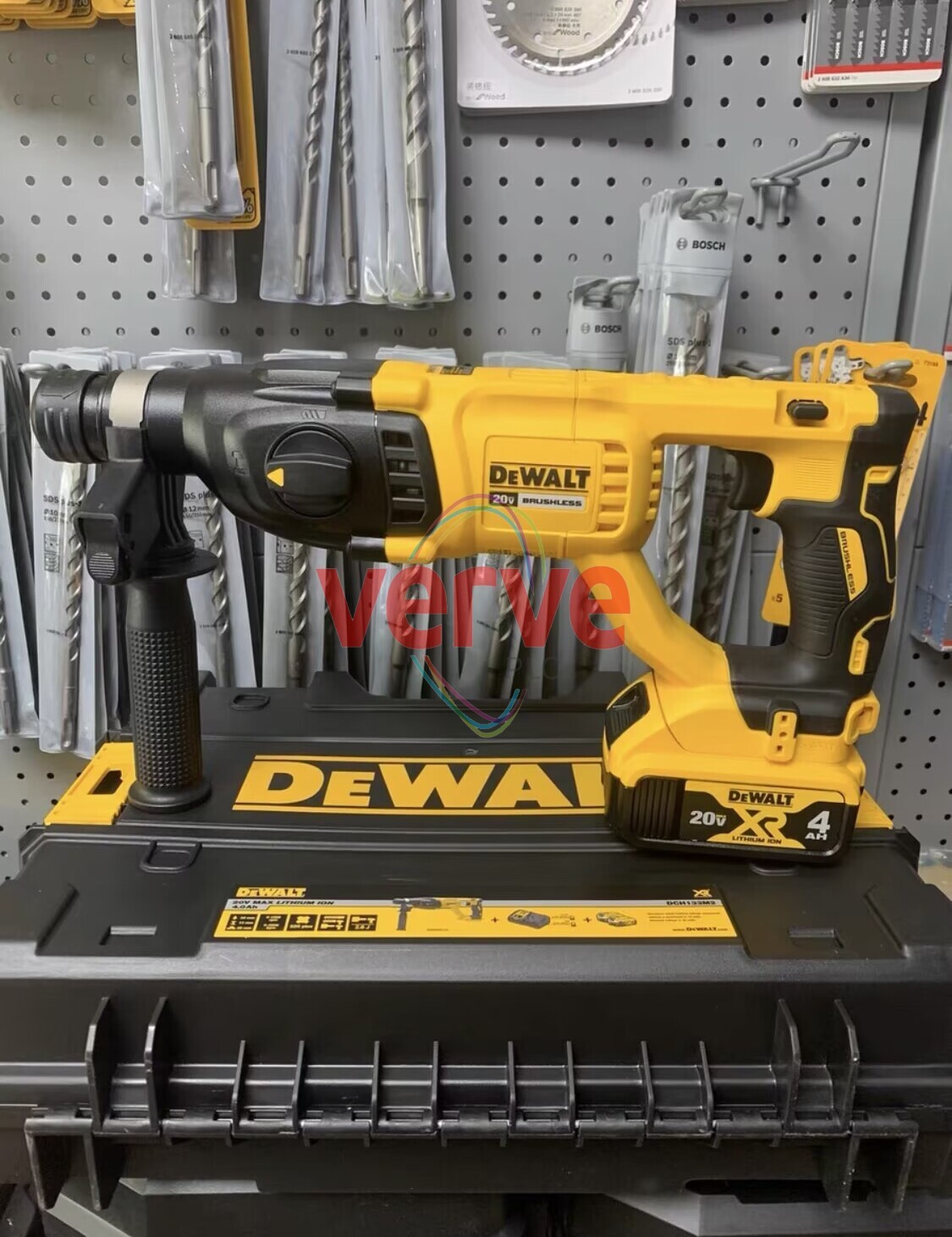 1pcs NEW DEWALT DCH133 Multifunctional Hammer (4.0 Battery 1+115 Charger 1)