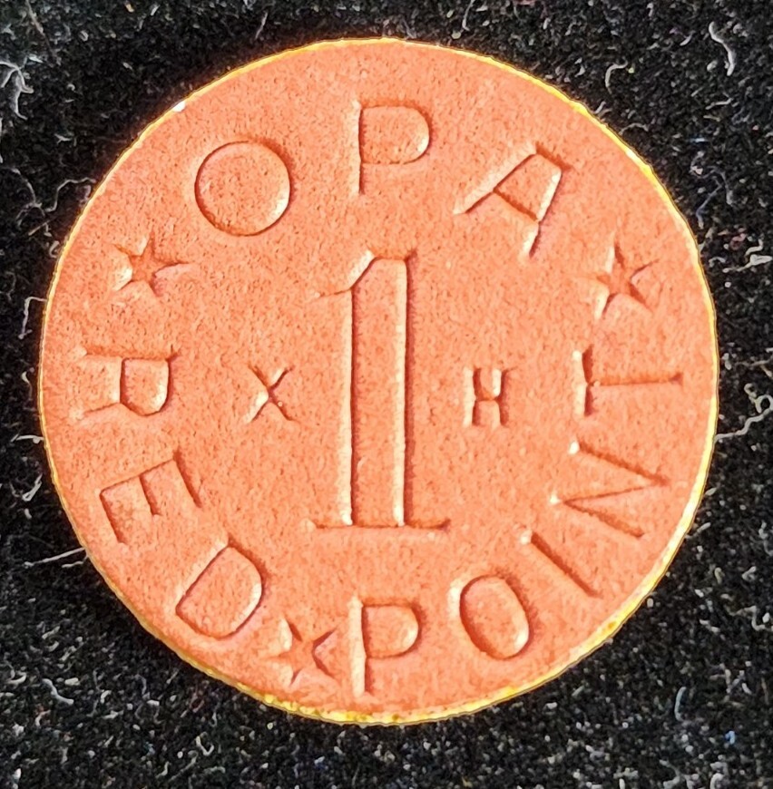 WWII  OPA "XH"  RED POINT  RATION TOKEN COIN FIBER. Our T2948