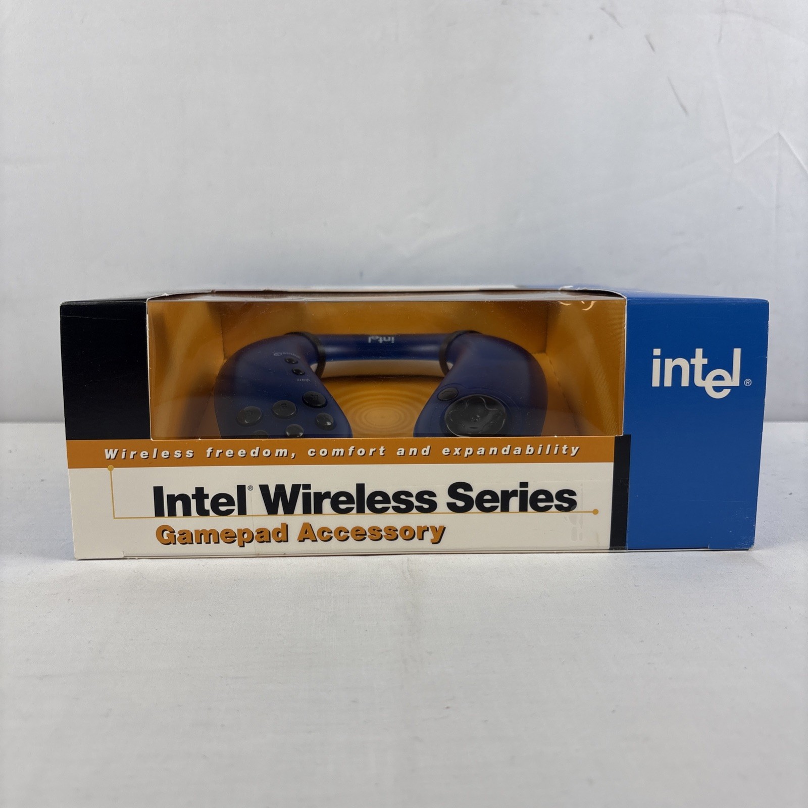 Intel Wireless Series Gamepad Accessory NEW In Box Bigbox PC Windows Vintage