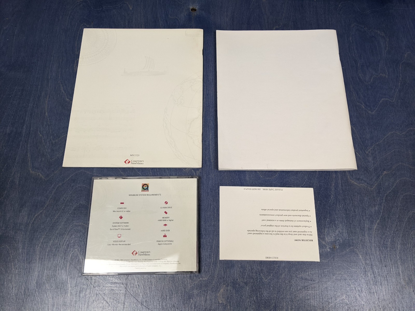 Vintage Mac Comptons Encyclopdeia CDROM 1994 Version 2.02VW w Users Guides