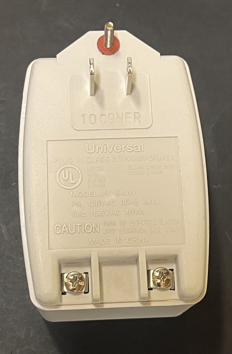 Universal UB1640W Plug-In Class 2 Transformer 16.5VAC 40VA Unused