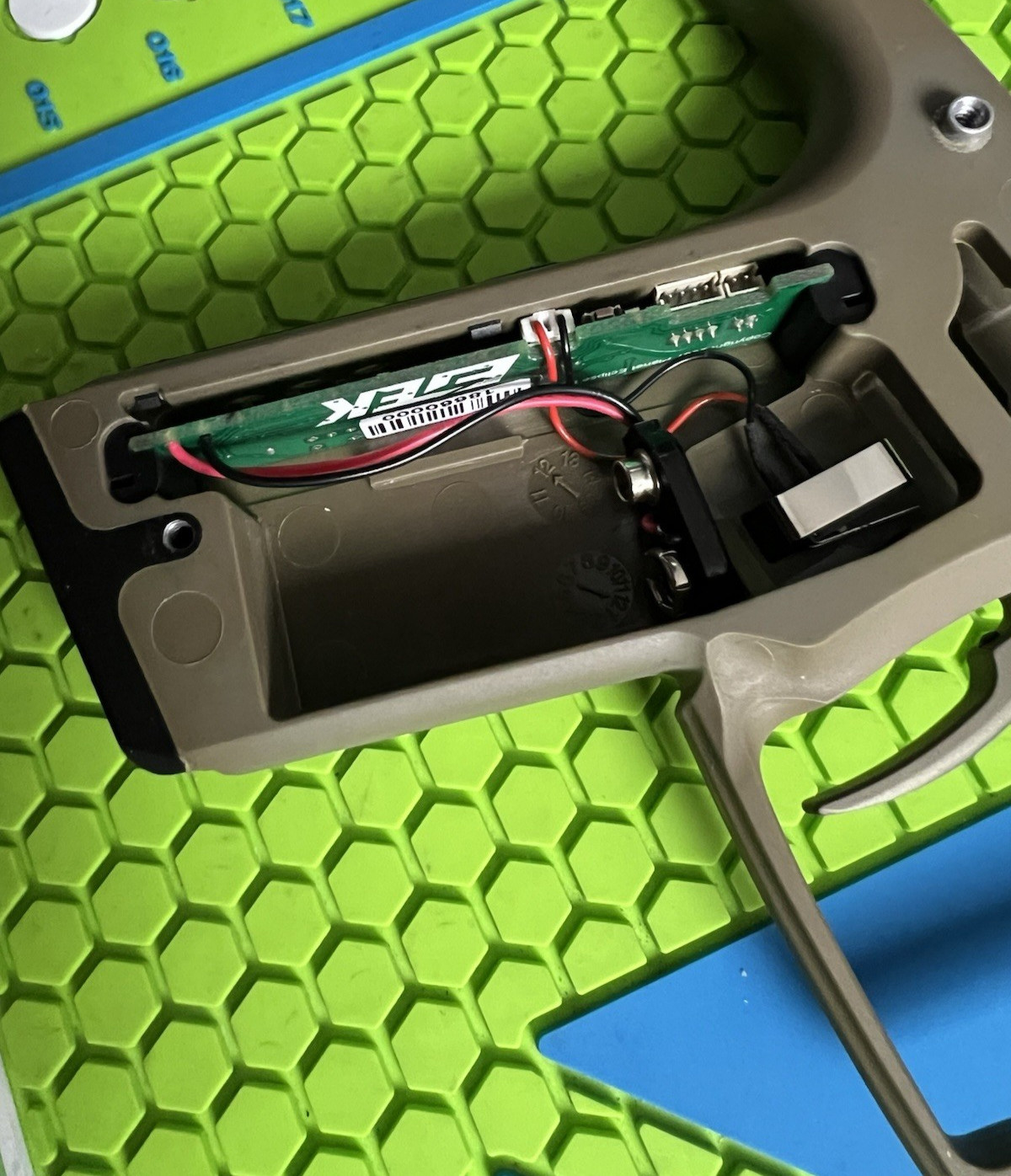 PLANET ECLIPSE ETEK 3 4 COMPOSITE TRIGGER FRAME + BOARD + MICROSWITCH PAINTBALL