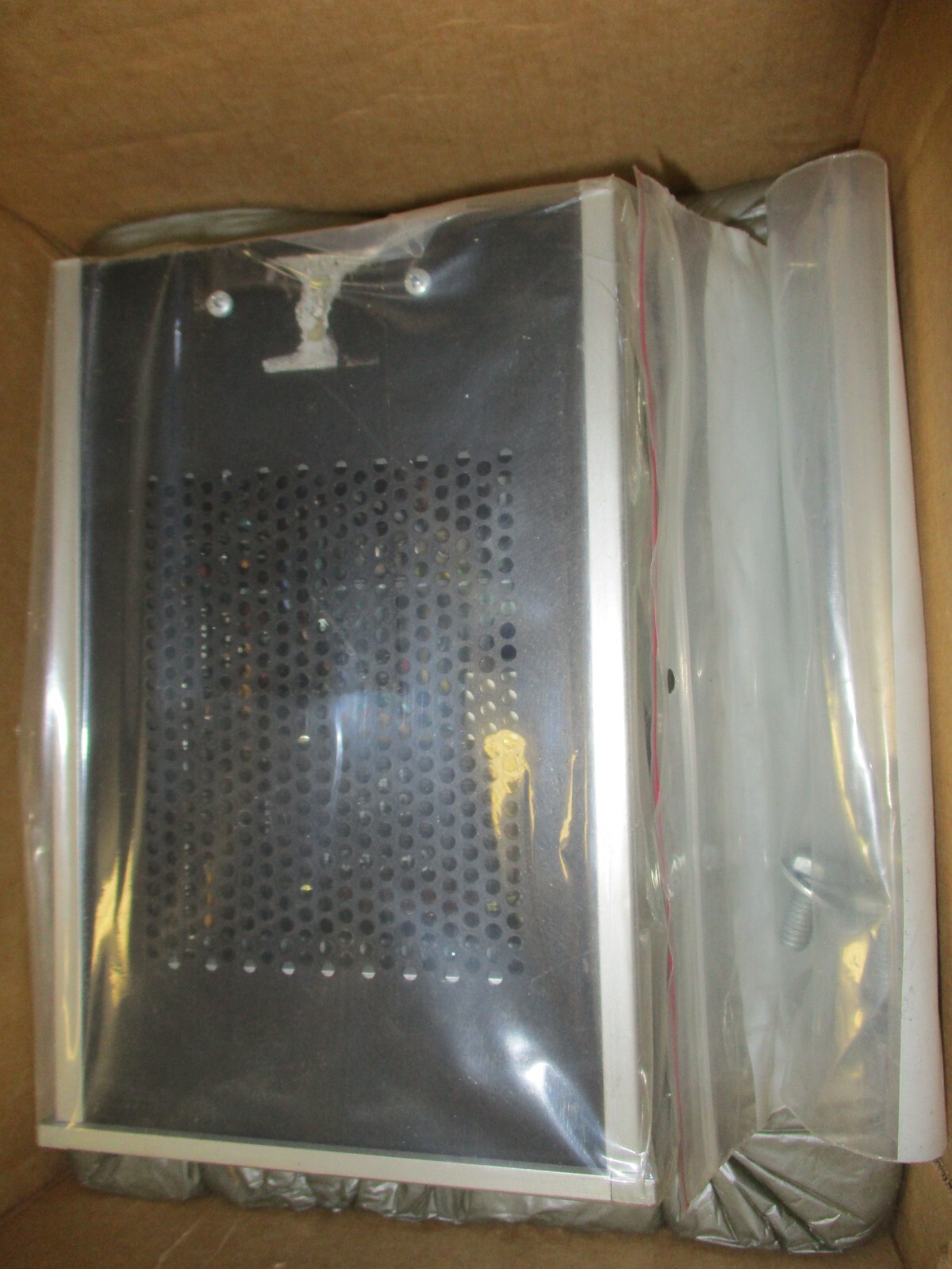 NEW MARATHON MONITORS CARB PC ATMO/TEMP CONTROLLER F810159