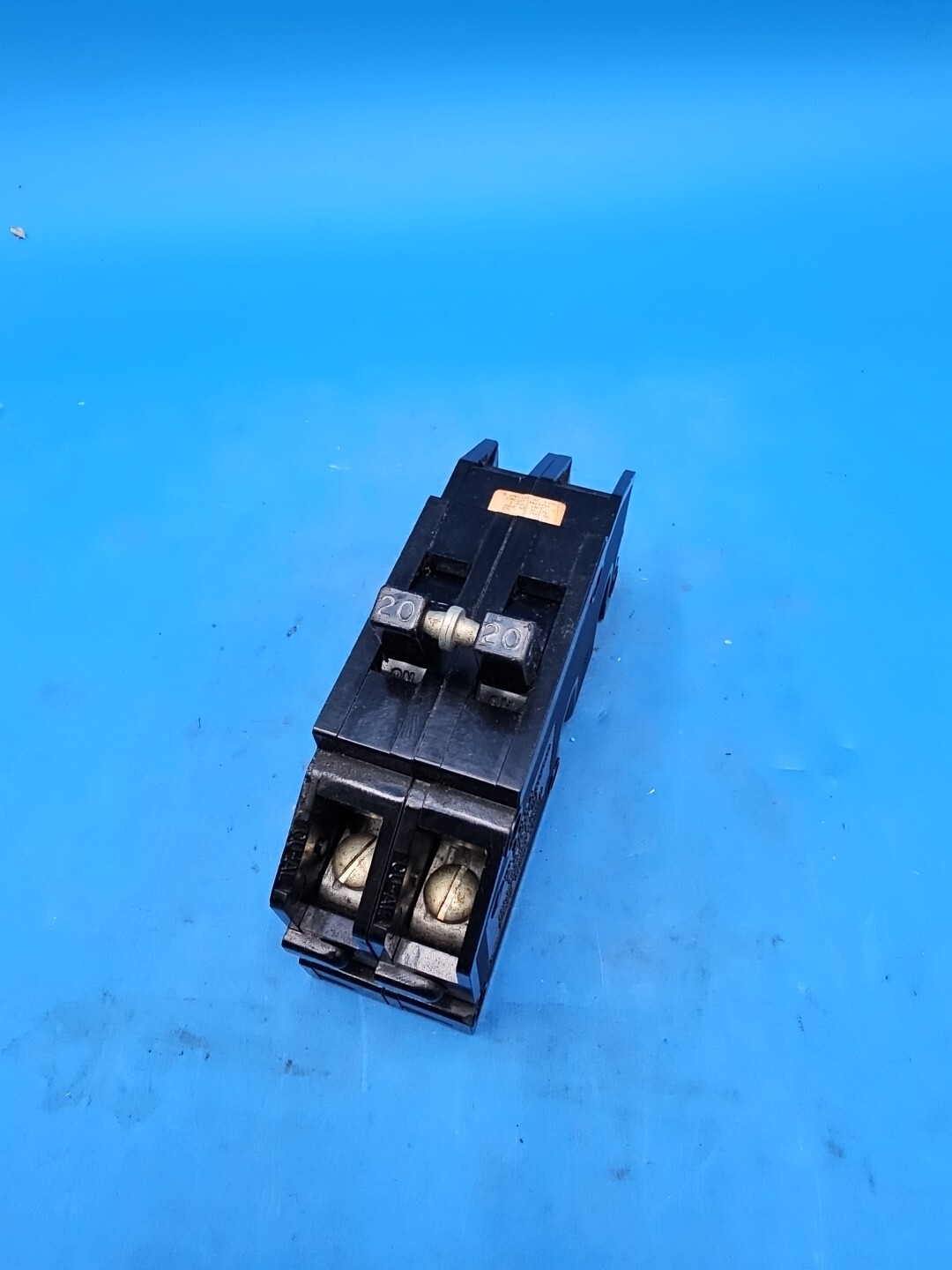Zinsco Q220 2 Pole 20 Amp Type QC Circuit Breaker. QC20. QC220