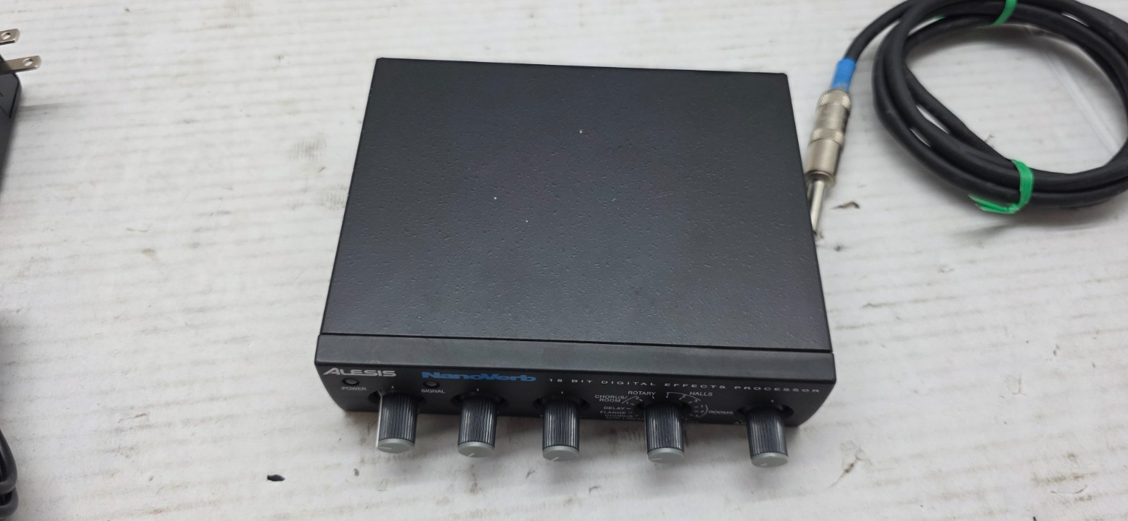 ALESIS NANOVERB 18 BIT DIGITAL EFFECTS PROCESSOR POWER PACK MANUAL DRUMS GUITAR