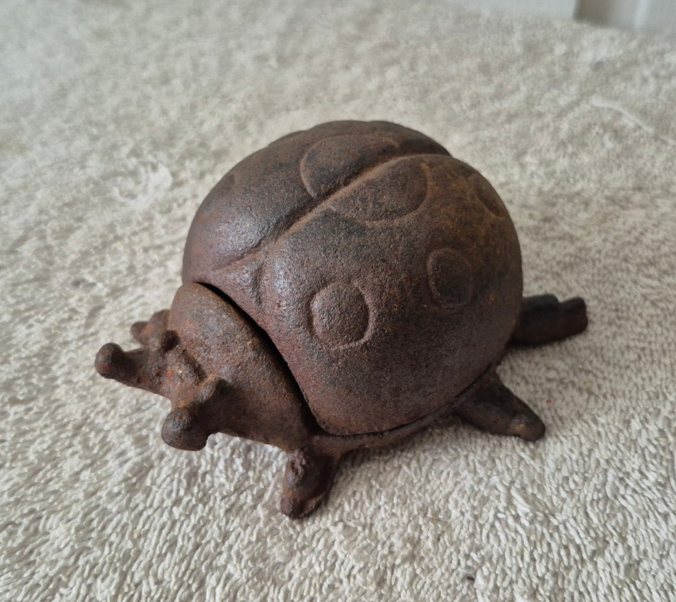Flag Emotes Decorative Hide A Key Box Lady Bug Cast Iron Garden Decor
