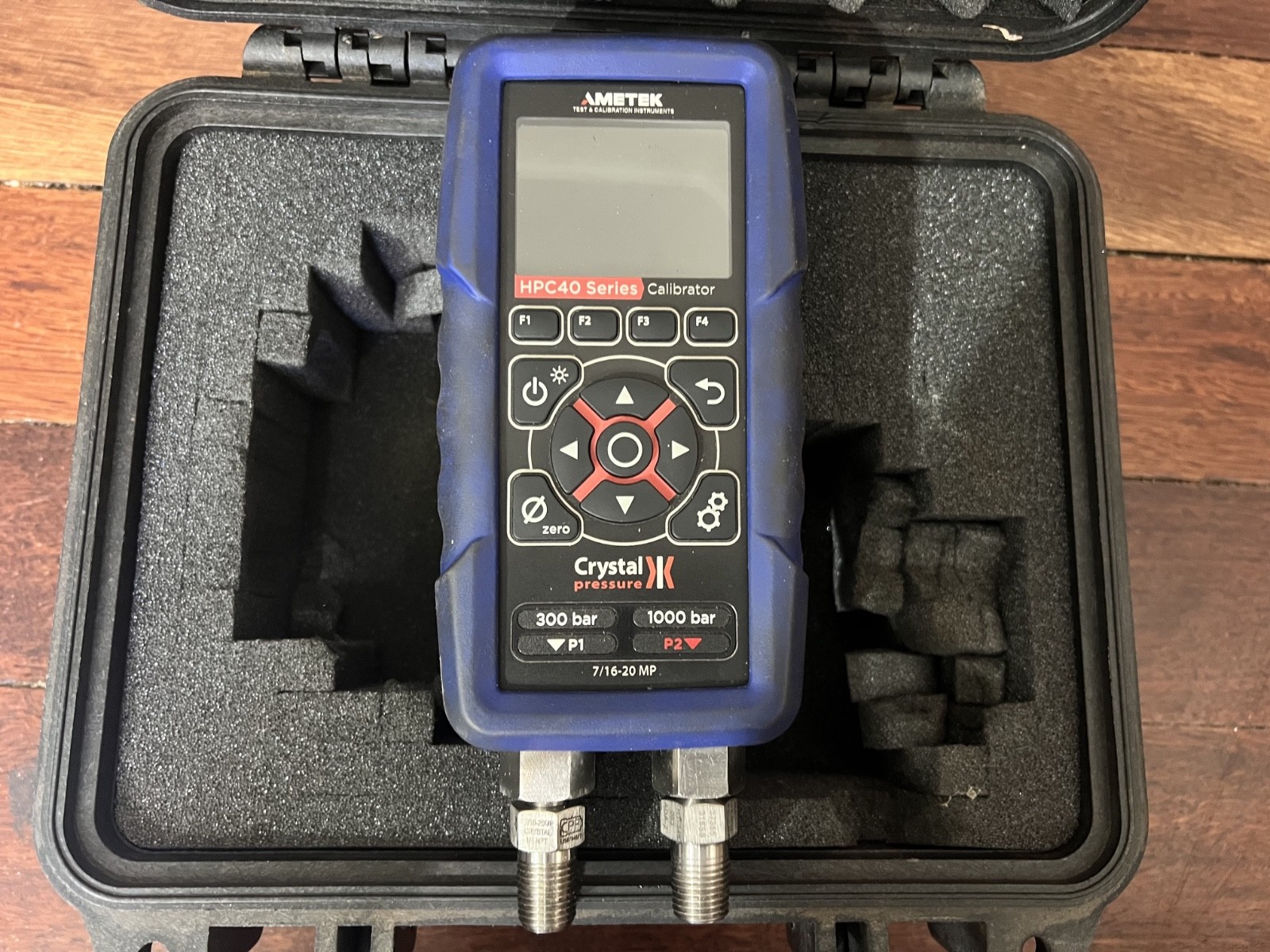 HPC40 Series Pressure Calibrator with Pelican Case