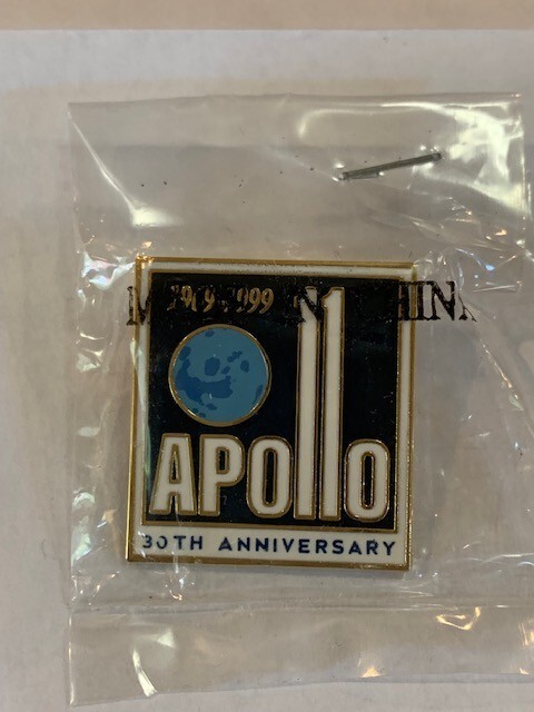 APOLLO 11 30th ANNIVERSARY (1969-1999) COMMEMORATIVE PIN - Boeing Edition - New