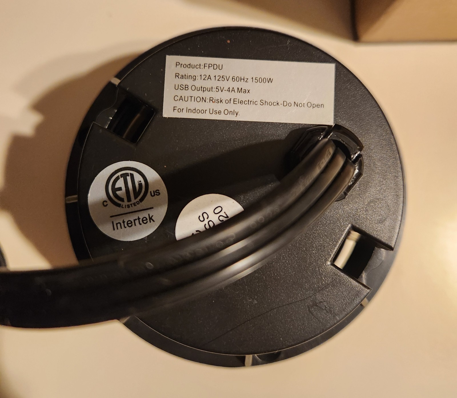 Intertek Round Desktop Power Outlet with 4 USB Ports