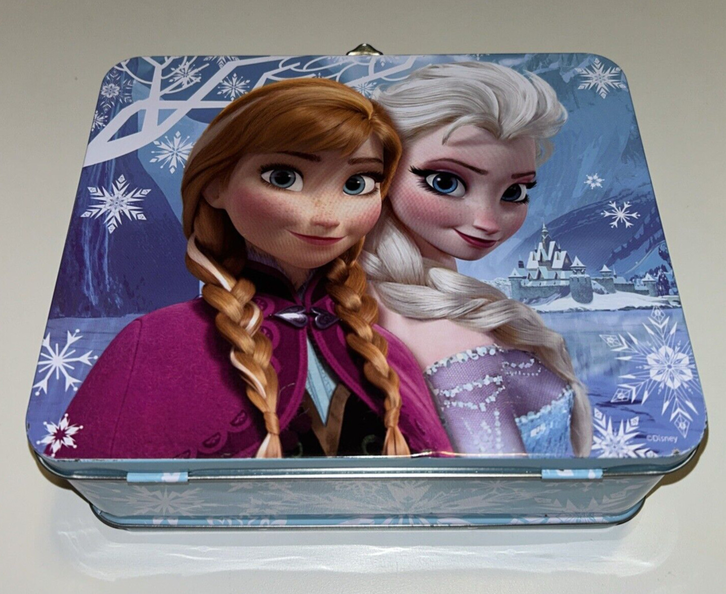 Disney Frozen Anna & Elsa Collectible Tin Metal Lunch Box VGC