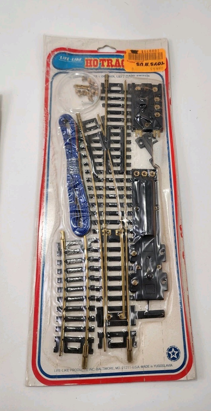VINTAGE HO TRAIN "LIFE-LIKE" MANUAL Left  HAND SWITCH, Model# 08605 Brass Finish