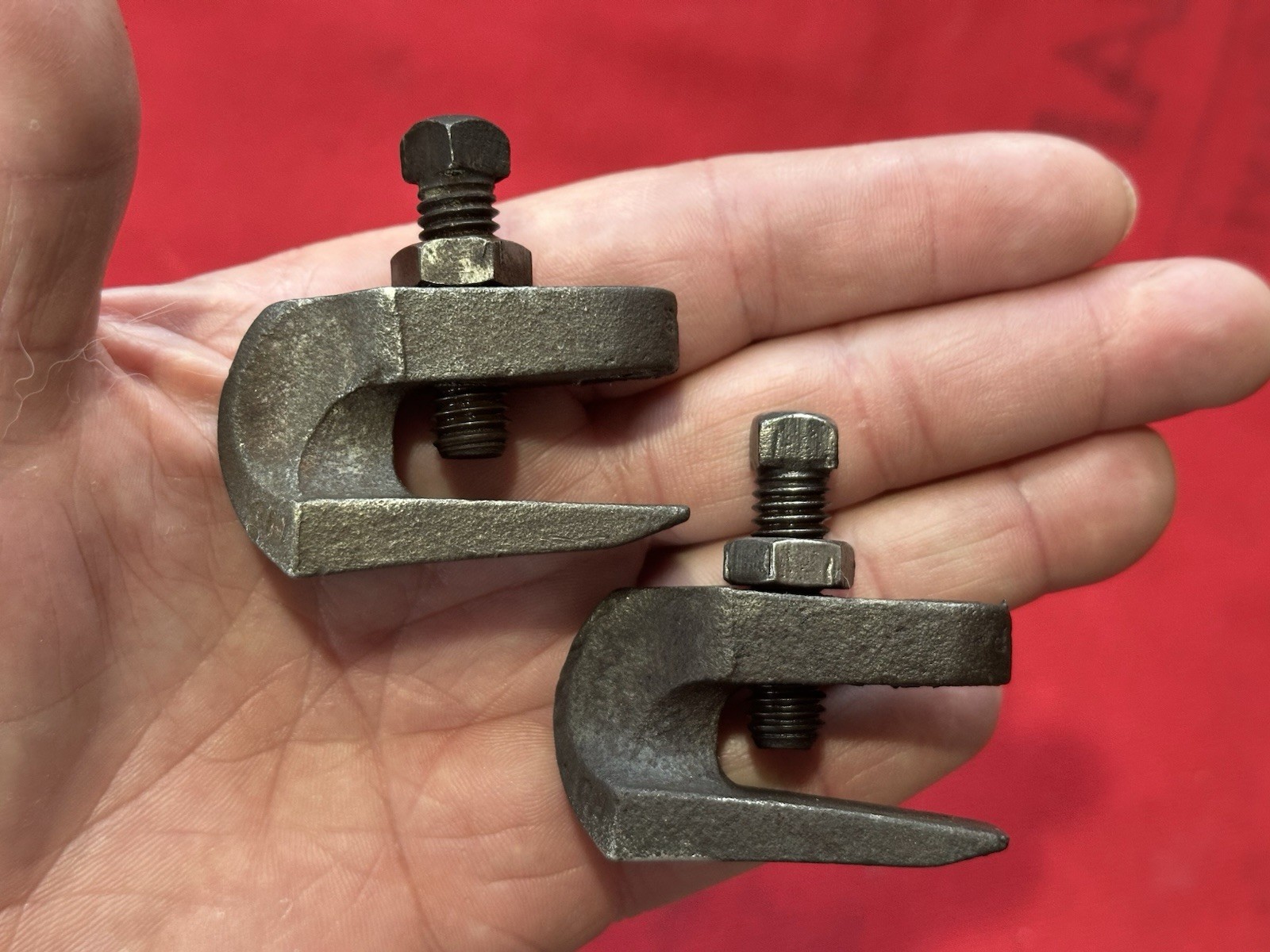 PAIR (2) VINTAGE THREADED ROD HANGERS BEAM CLAMPS PATENT 30587713 MALEABLE IRON