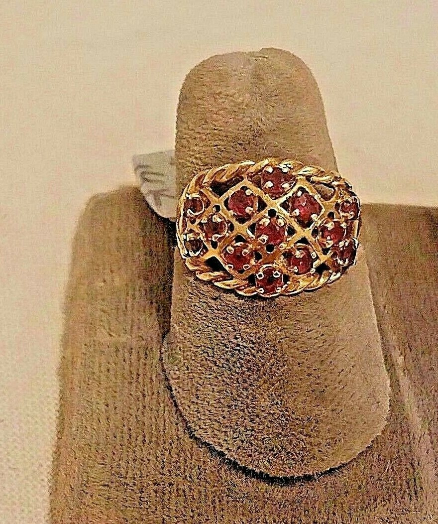 14K Yellow Gold 0.5 Ct Ruby Ring.Size 6.25