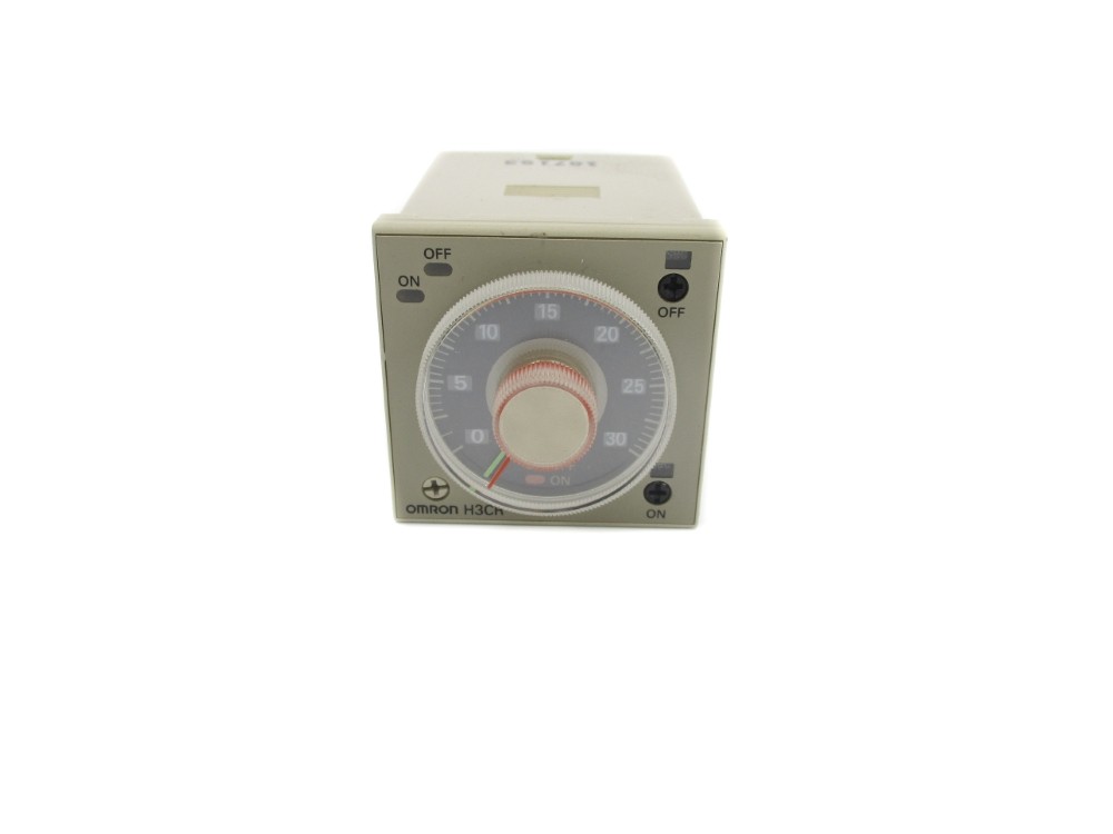 OMRON H3CR-F8 100-240VAC 0.05S-30H NSNP