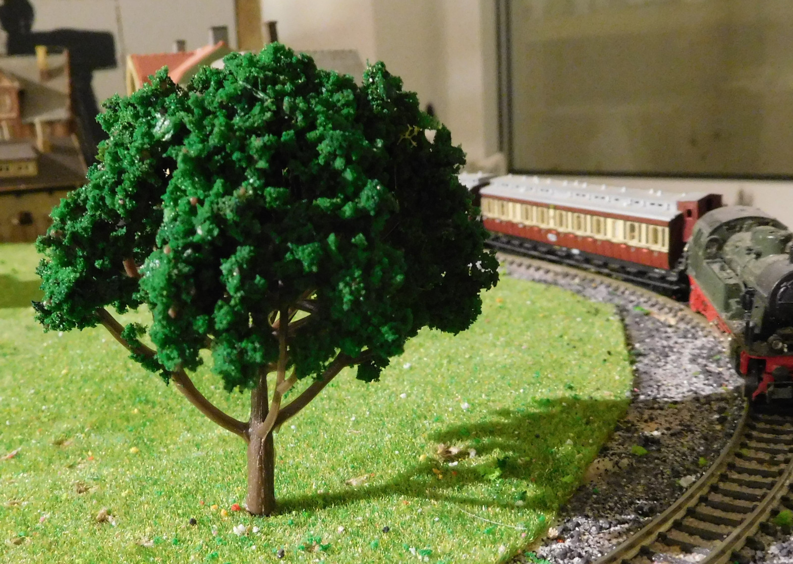 5 Dark Green Trees, 80mm Tall