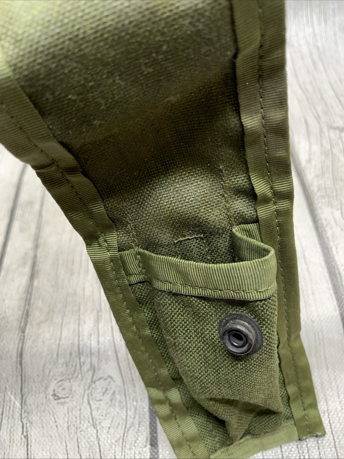 US Military Issued Green Nylon Pouch