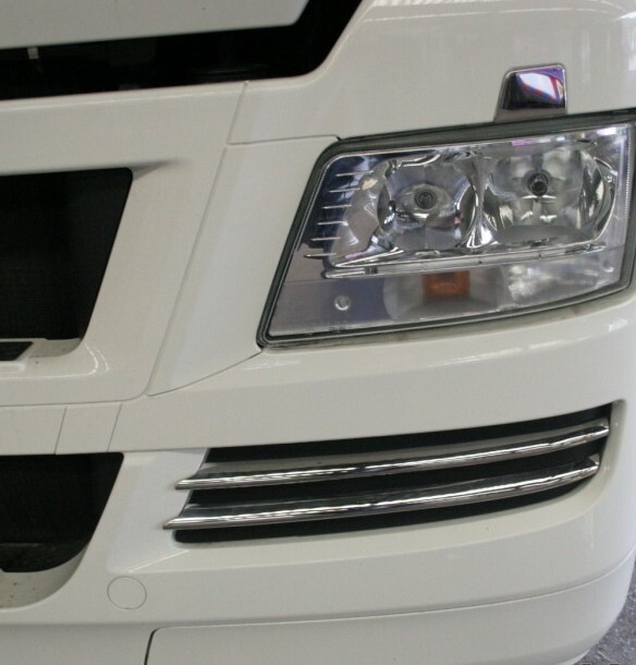 4 pcs Stainless Steel Front Fog Light Trims for MAN TGX 10/15 without fog lights