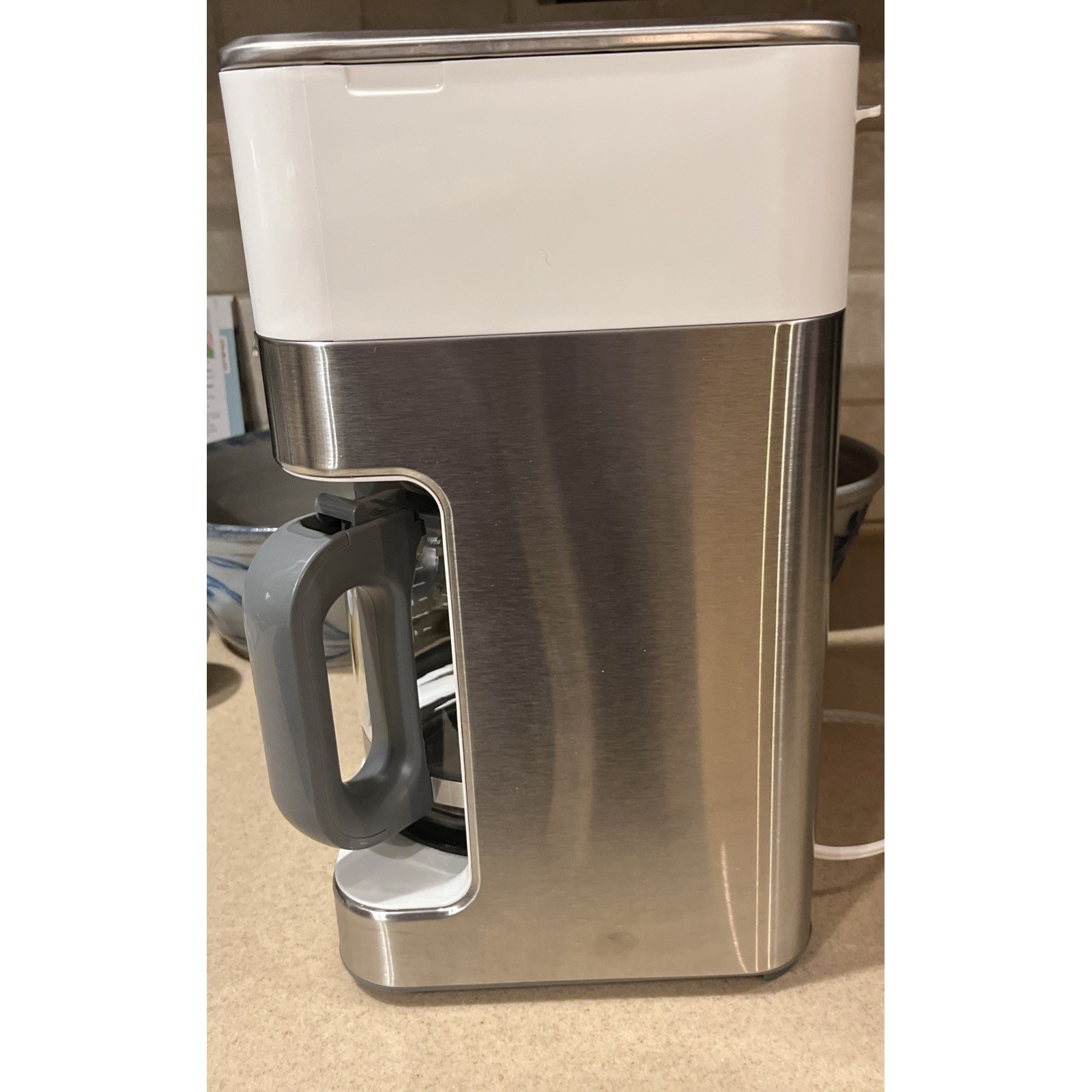 Braun PureFlavor 12 Cup Programmable Coffee Maker White Stainless KF7150WH