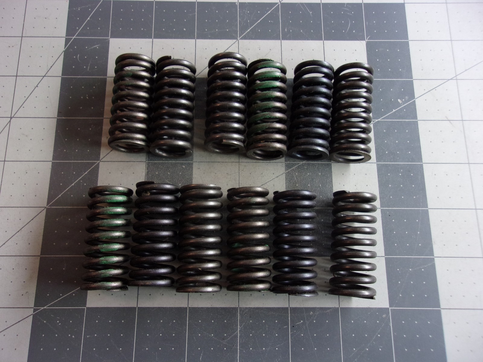 Sealed Power VS1429 (12) Valve Springs
